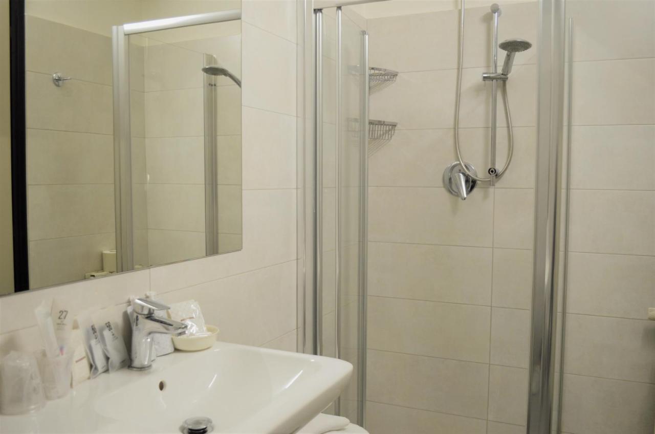 Hotel Diamante Corbetta Extérieur photo