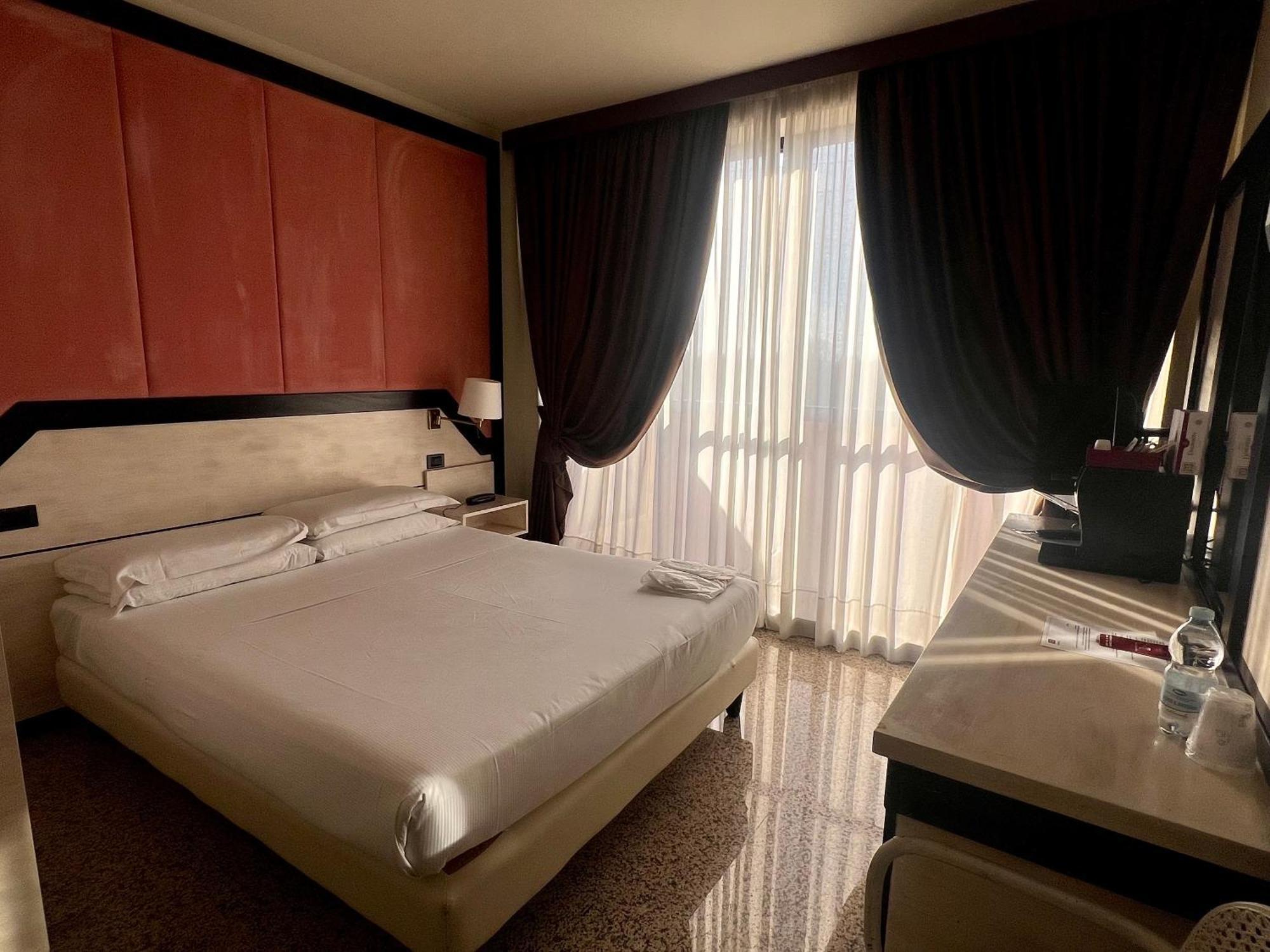 Hotel Diamante Corbetta Extérieur photo